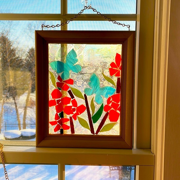 Gorgeous artisan made Window Hanging - Picture 1 of 3